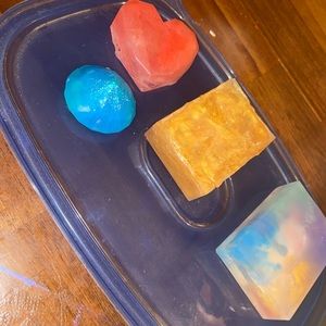 MONEY SURPRISE SOAP!